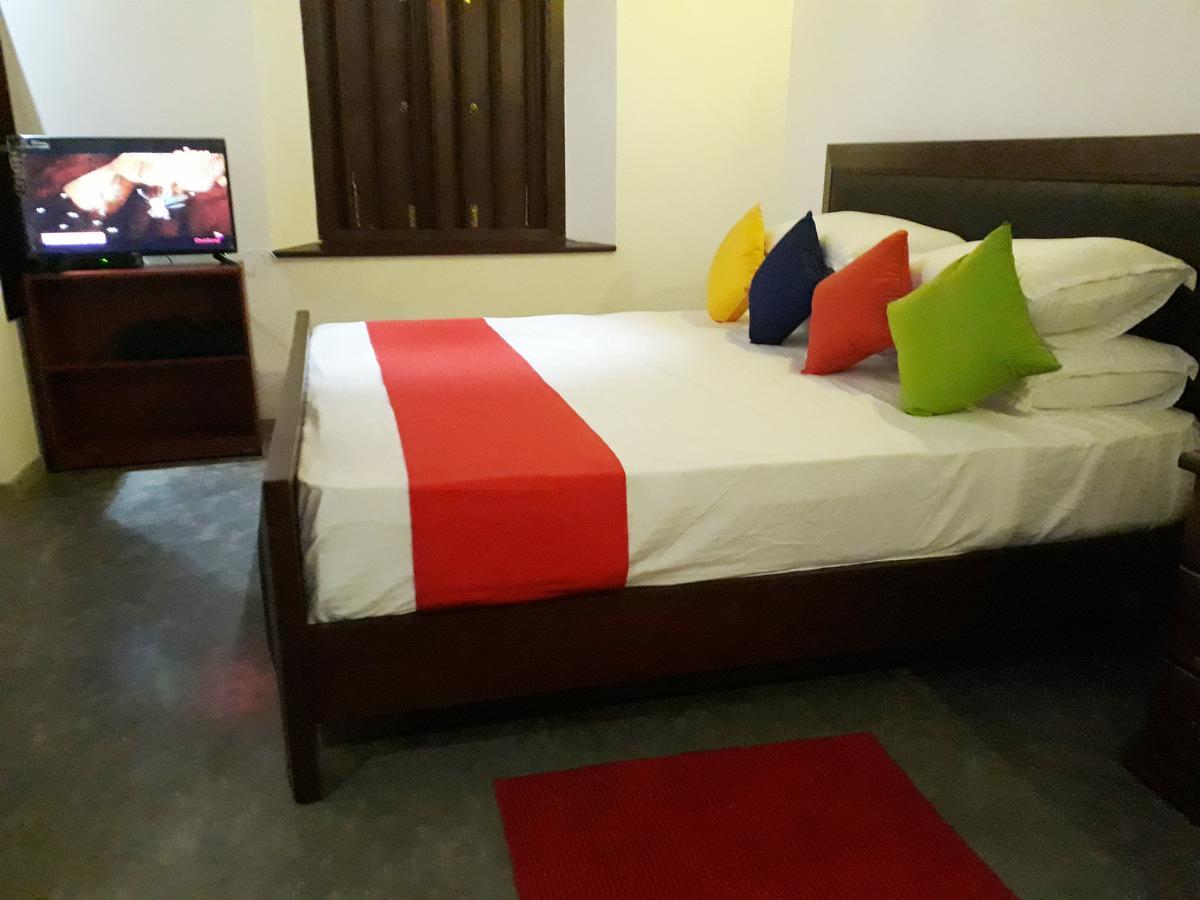 Best Inn Villa Mirissa Bagian luar foto